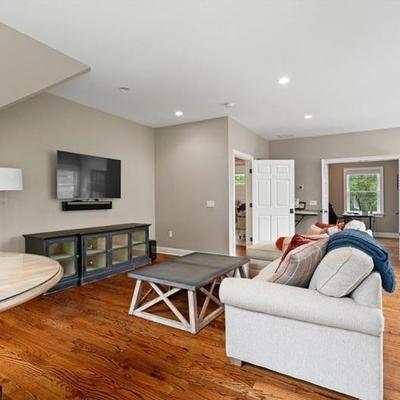 This bonus room provides many "bonuses" for our shoppers with items from Ethan Allen, Restoration Hardware and more.