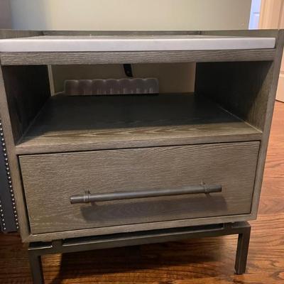  Tommy Hilfiger Ascher, Side Table, nightstand 
Distinguished gray wood side table.
Marble print tabletop adds sophistication to your...