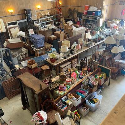 Estate sale photo