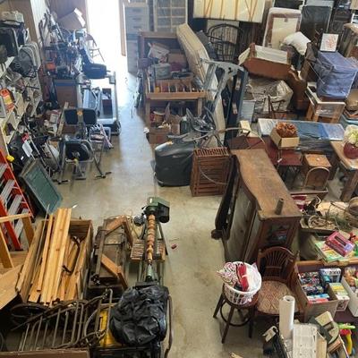 Estate sale photo