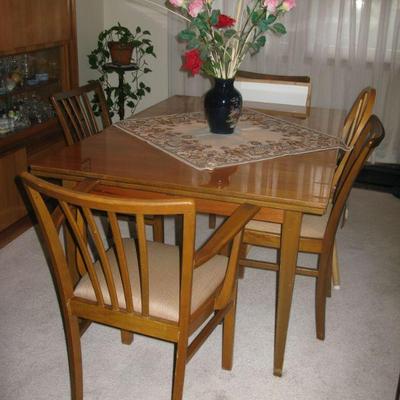 MCM dining set , refractor ends                         
 buy it now $ 325.00