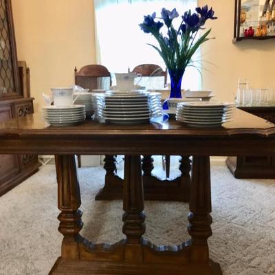 Lenoir Mediterranean dining table with 3 leaves and 2 pads $225