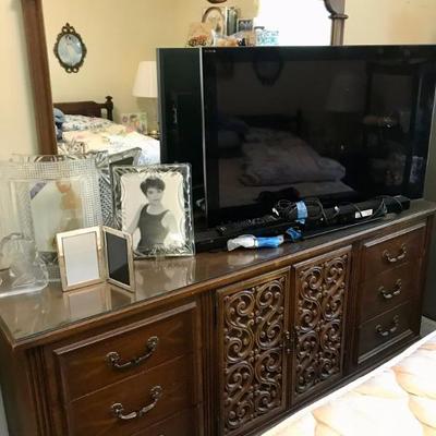 Lenoir Mediterranean dresser with mirror $165