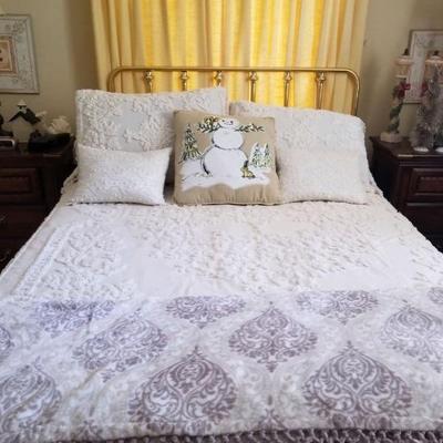 Full size Victorian style brass bed - clean mattress included free