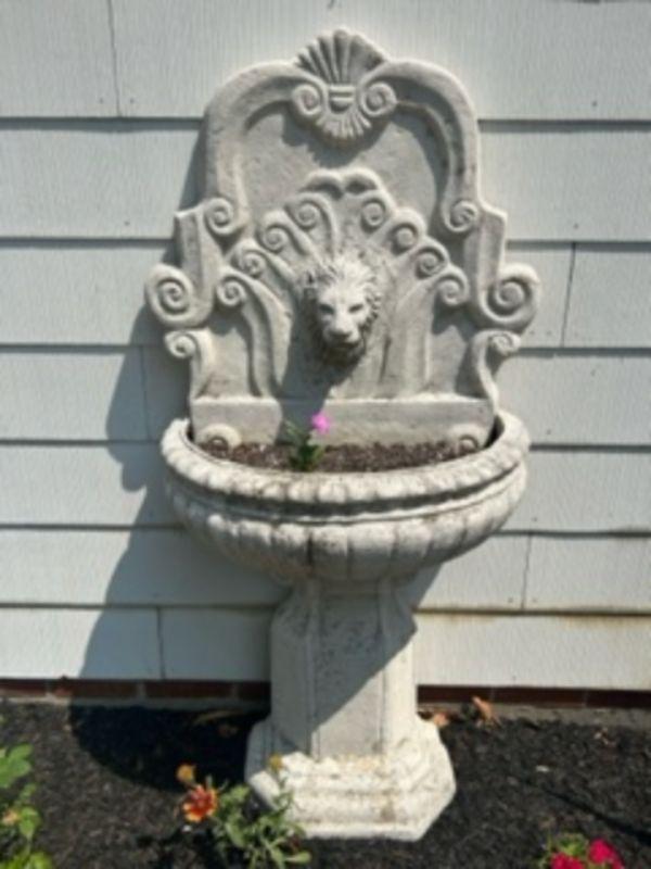 Arnold waterfront home has something for everyone!!