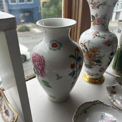 Fine porcelain vases