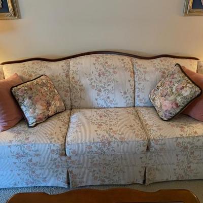 Broyhill Furniture, Floral Sofa