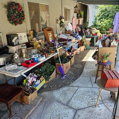 Estate sale photo