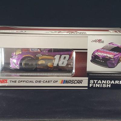 Lot 009-MT: Kyle Busch Die-cast 2021 Camry SNICKERS Peanut Brownie

Features:
â€¢	NASCAR Cup Series
â€¢	Standard Finish
â€¢	1 of 744...