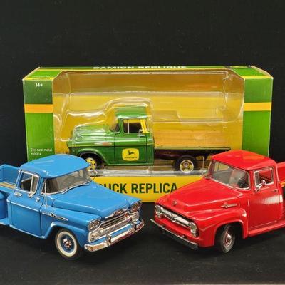 Lot 023-MT: Die-cast Farm Truck Trio

Includes:
â€¢	Danbury Mint Diecast 1956 Ford F-100
â€¢	1958 Chevrolet Apache Pickup
â€¢	SpecCast...