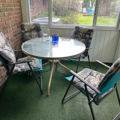 Vintage Patio Table 3 chairs