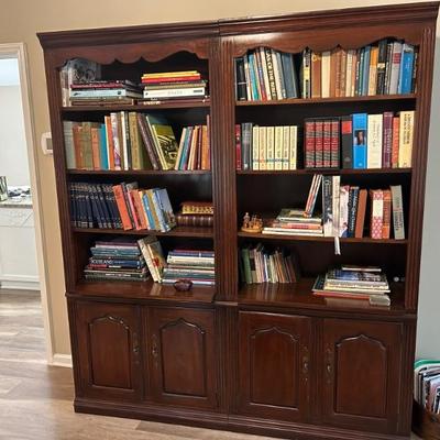 Beautiful Centerpiece Bookcase