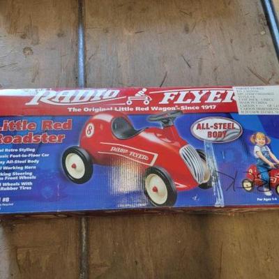 #3022 â€¢ NEW!!! Radio Flyer Little Red Roadster
