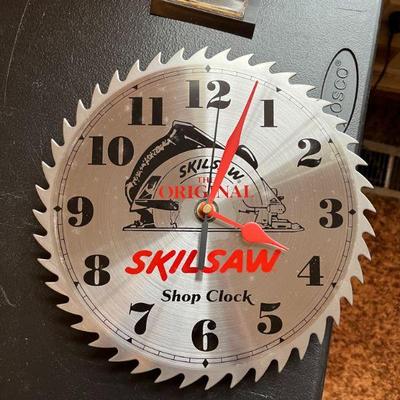 Working Skilsaw clock