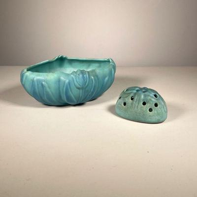 (2pc) VAN BRIGGLE LOW FORM TULIP POT | Tulip pot and matching large frog in turquoise/blue Both marked: Van Briggle Colo Spgs AA. Planter...