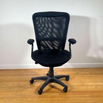 Novimex Fashion Desk Chair | Fabric Office Arm Chair in black. - l. 26.5 x w. 19 x h. 42 in 
