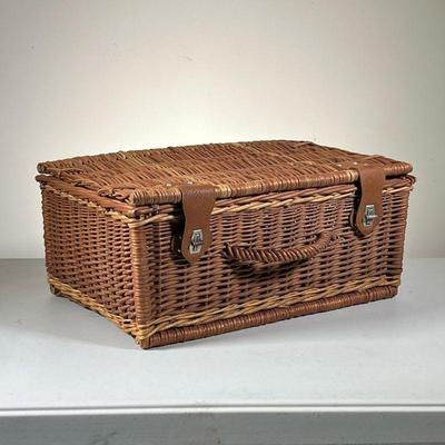 Rectangular Picnic Basket | Rectangular picnic basket with leather straps and metal clasps. - l. 17.5 x w. 12 x h. 8 in 