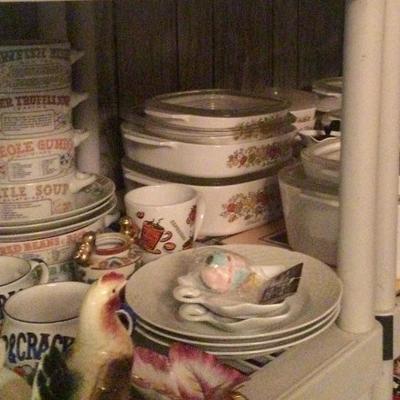 Corning ware , D H Holmes, soup bowls
