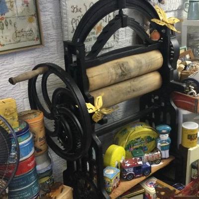 Cast iron antique roller