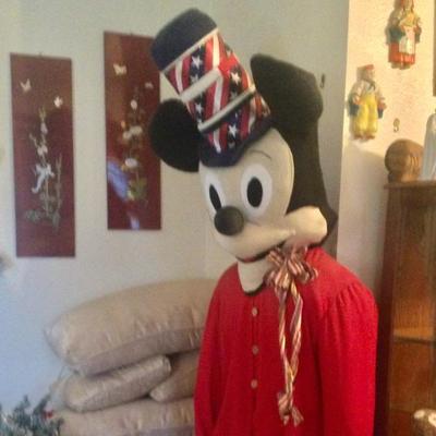 Life size Mickey mouse