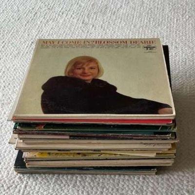 TOI011- Vintage Vinyl Records Judy Collins, Blossom Dearie, Carmen McRae 