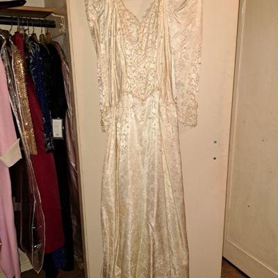 wedding gown - never worn