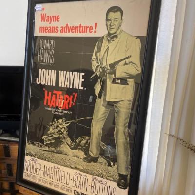 The Duke! John Wayne as a fearless man in Africa and on the hunt! Or... is he being hunted by lions?! HATARI is a classic 1960's movie,...