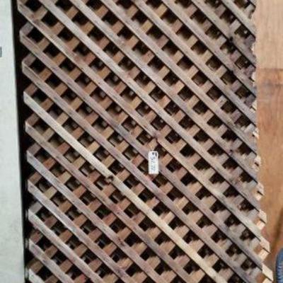 #3272 â€¢ 8 Pieces of Wooden lattice 8ftÃ—4ft 8 Peices
