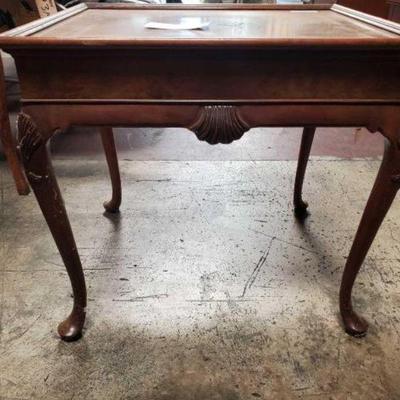 #3194 â€¢ Wooden end table
