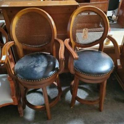 #3114 â€¢ 2 Barstool Chairs, 1 Broken Arm
