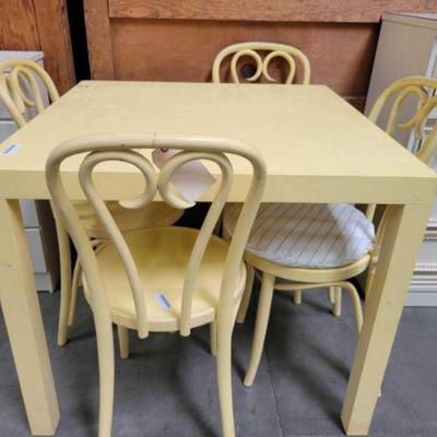 #4100 â€¢ Dining Room Table with four chairs
