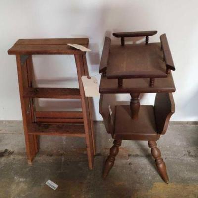 #3100 â€¢ step ladder small end Table

