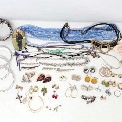 #616 â€¢ Costume Necklaces, Earrings, Bracelets and Pins
