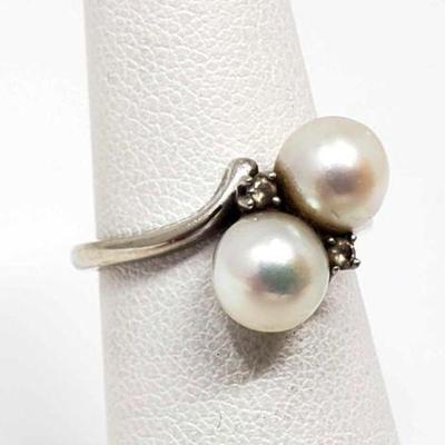 #202 â€¢ 14k White Gold Ring with Pearls & Diamonds, 4g
