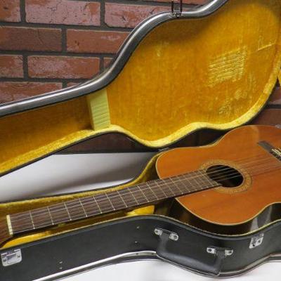 Ventura Bruno Guitar with Case $60