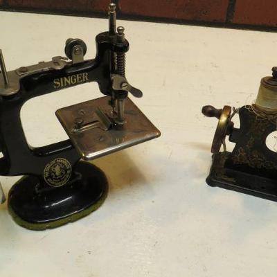 Small Singer Sewing Mach $170