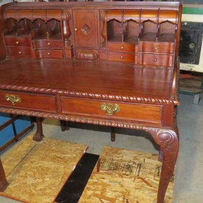 Beautiful Hall Desk $125