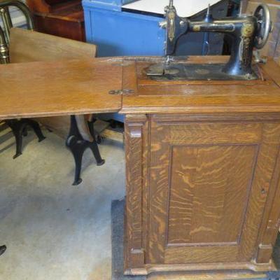Vintage Sewing Machine