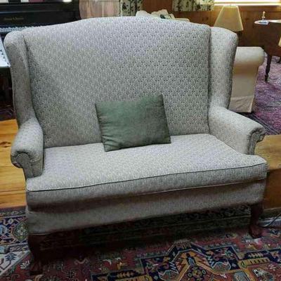 Lovely Ball Claw Settee
