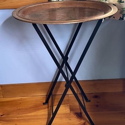Collapsible Tray Table & Removable Hammered Metal Top
