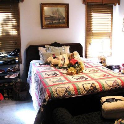 Solid Mahogany Wood Queen Bed / Handmade Quilts