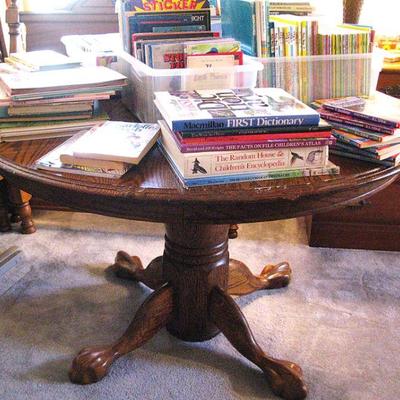 Solid Oak Claw Foot Round Table