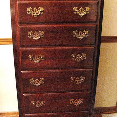 Solid Mahogany Lingerie Chest