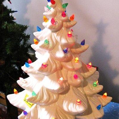 Vintage Ceramic Christmas Tree Lamp