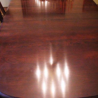 Beautiful Dining Table with 6 Chairs 2 Leaves Complete with Table Covers
