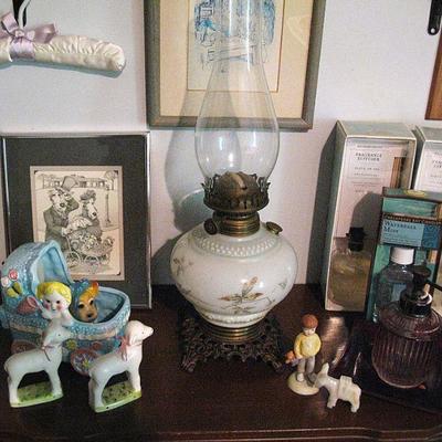 Antique Kerosene Lamp / Vintage Cradle Music Box