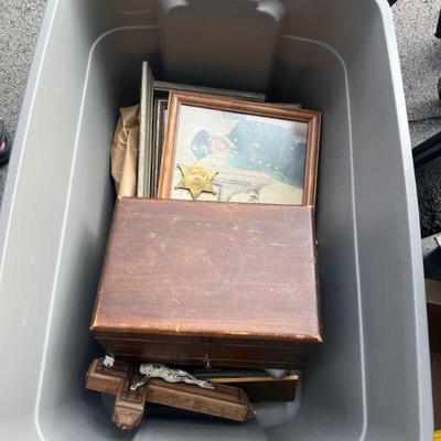 Estate sale photo