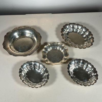 (5pc) SHREVE & CO. & OTHER STERLING BOWLS | All sterling silver Including; a lobed octagonal Shreve & Co. San Francisco low bowl (dia. 8...