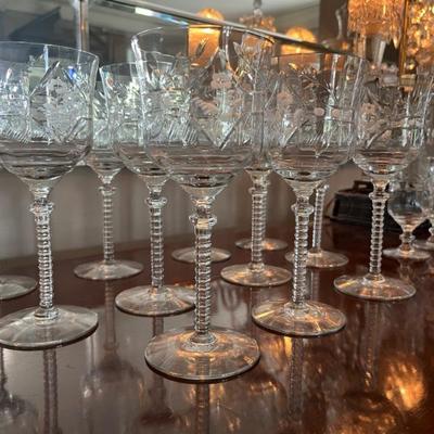 Set of 1920s, 1930s Rock Sharpe crystal stemware â€œBurleighâ€
11 wine glasses
12 small wine glasses, dessert wine
10 coupes, champagne...