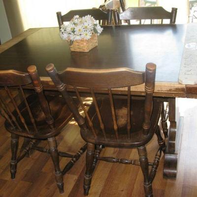 TABLE AND CHAIRS   2 LEAVES AND 6 CHAIRS                                            BUY IT NOW $ 195.00